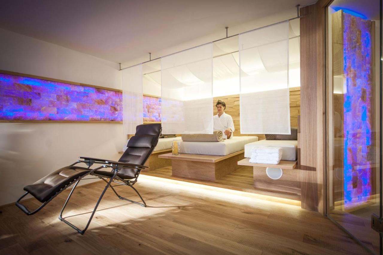 Crystls Aparthotel Flachau Extérieur photo