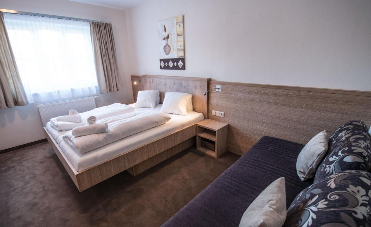 Crystls Aparthotel Flachau Extérieur photo