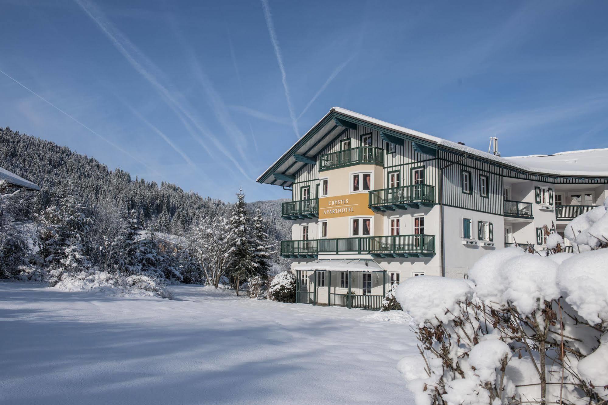 Crystls Aparthotel Flachau Extérieur photo