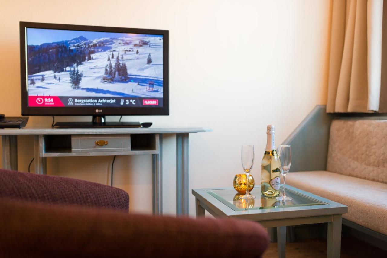 Crystls Aparthotel Flachau Extérieur photo